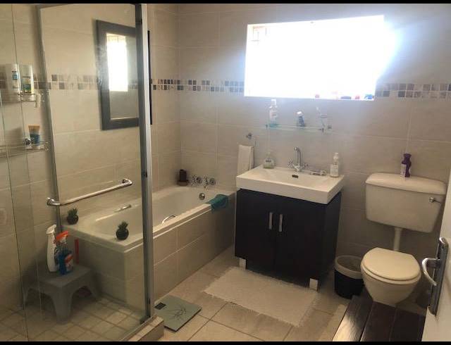 3 BEDROOM APARTMENT FOR SALE IN FISH HOEK